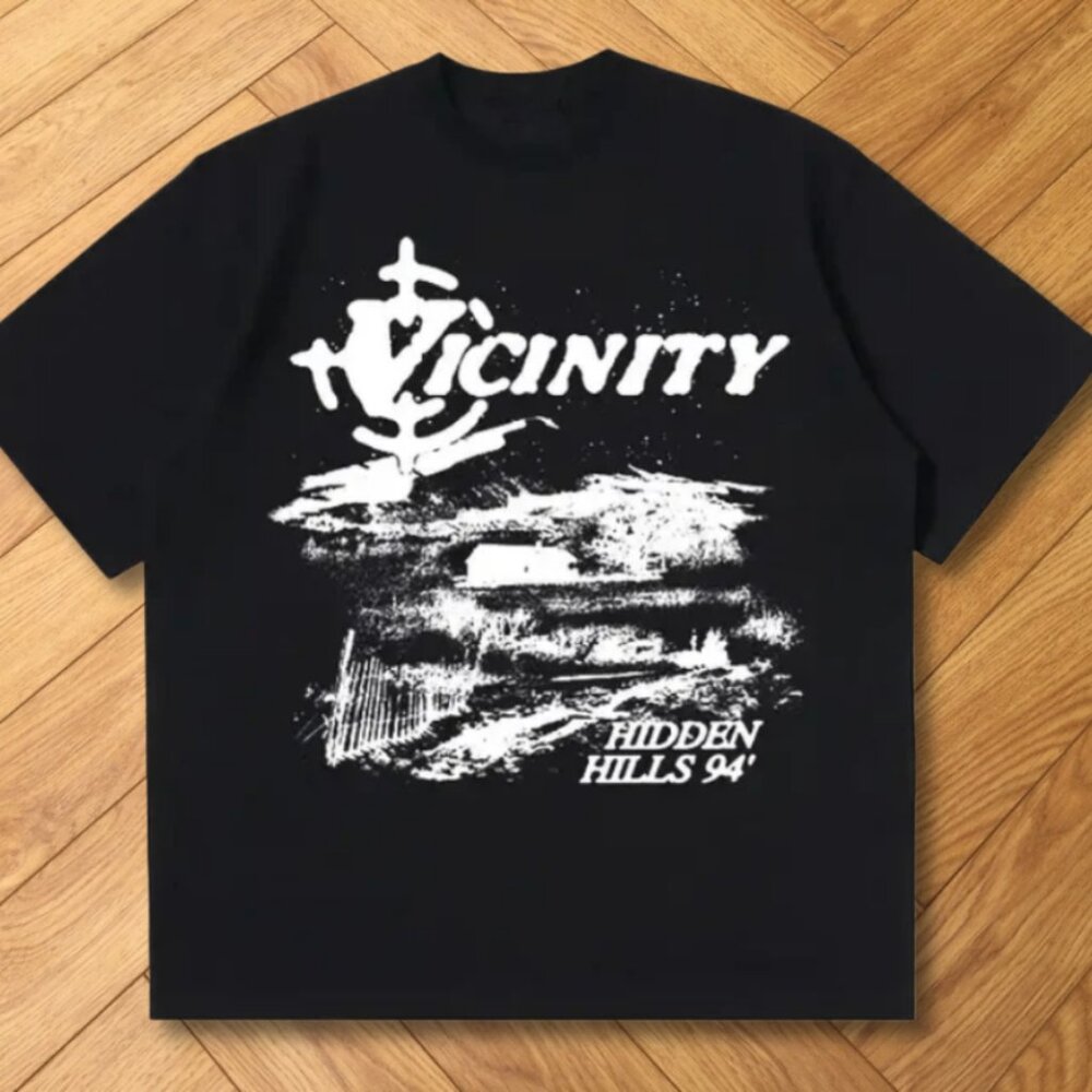 Vicinity Hidden Hills 94 Graphic Tee Gorpcore Black Y2K